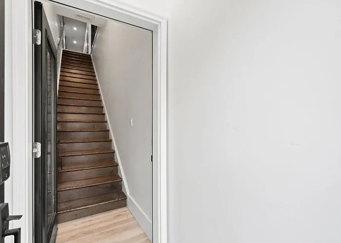 Chic Loft Near United Center, Uic/imd & Downtown Chicago